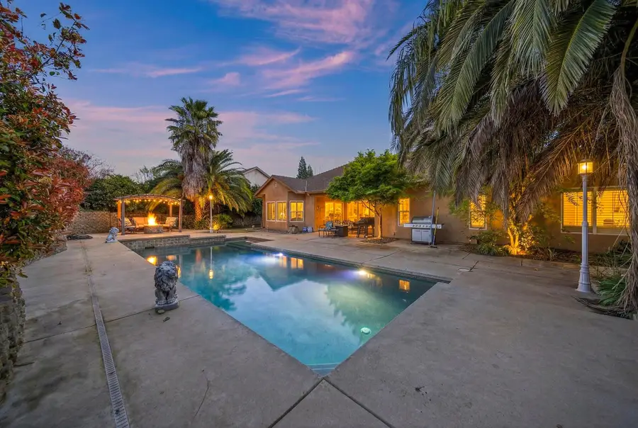 2372 Tradition Way, Redding, CA 96001 - #3