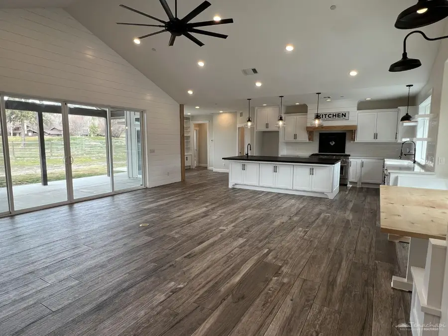 23911 Coral Springs Lane, Tehachapi, CA 93561 - #3