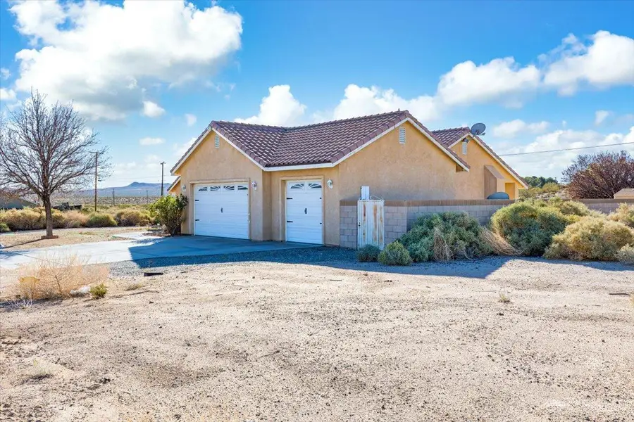 10840 Evelyn Avenue, California City, CA 93505 - Image #3