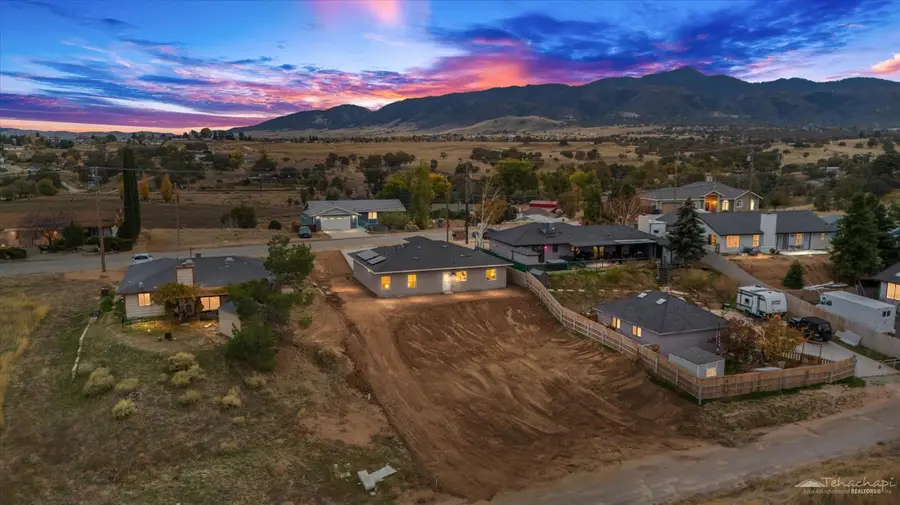 22213 Mccarthy Drive, Tehachapi, CA 93561 - Image #3