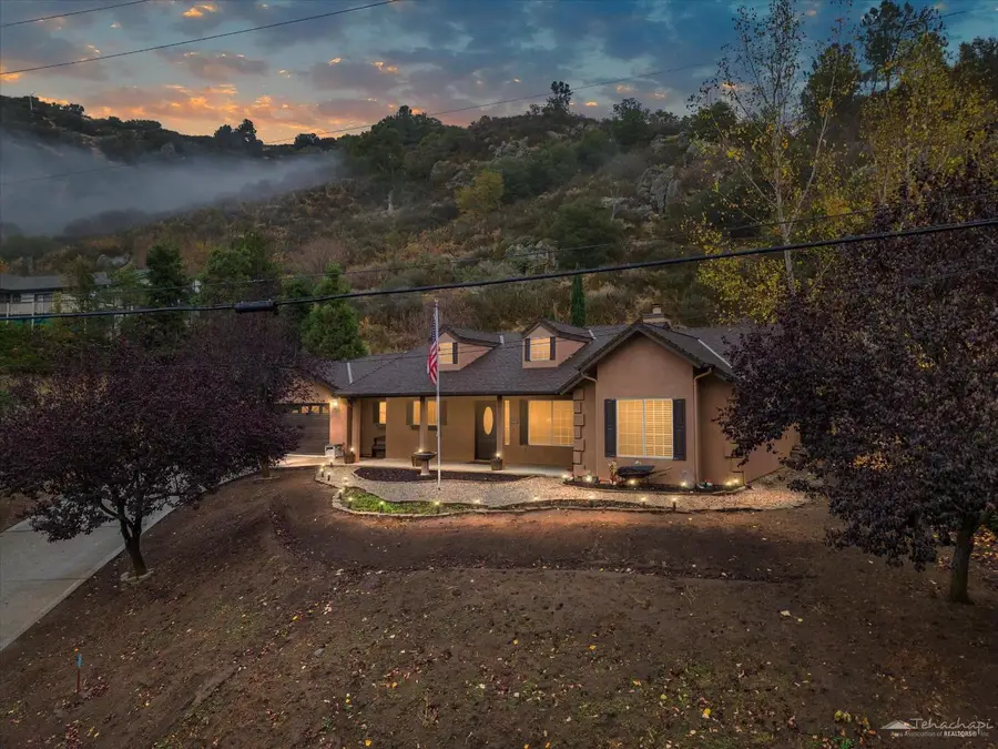 29620 Butterfield Way, Tehachapi, CA 93561 - Image #2
