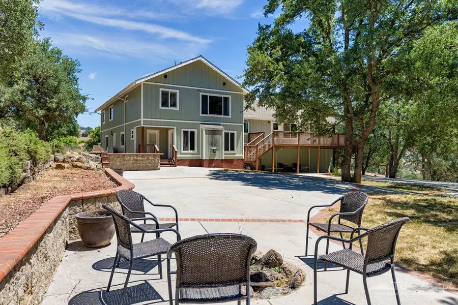 29500 San Joaquin Drive, Tehachapi, CA 93561 - Image #2