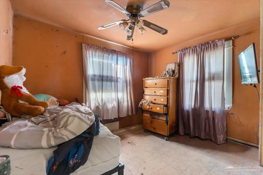 446 Ray Street, Bakersfield, CA 93308 - Image #3