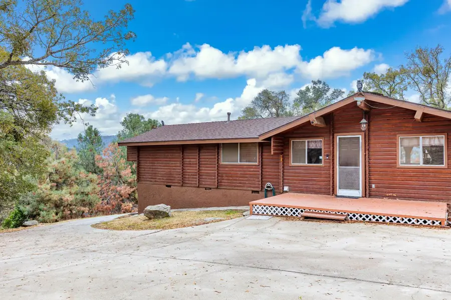 24350 Willow Pass Drive, Tehachapi, CA 93561 - Image #3