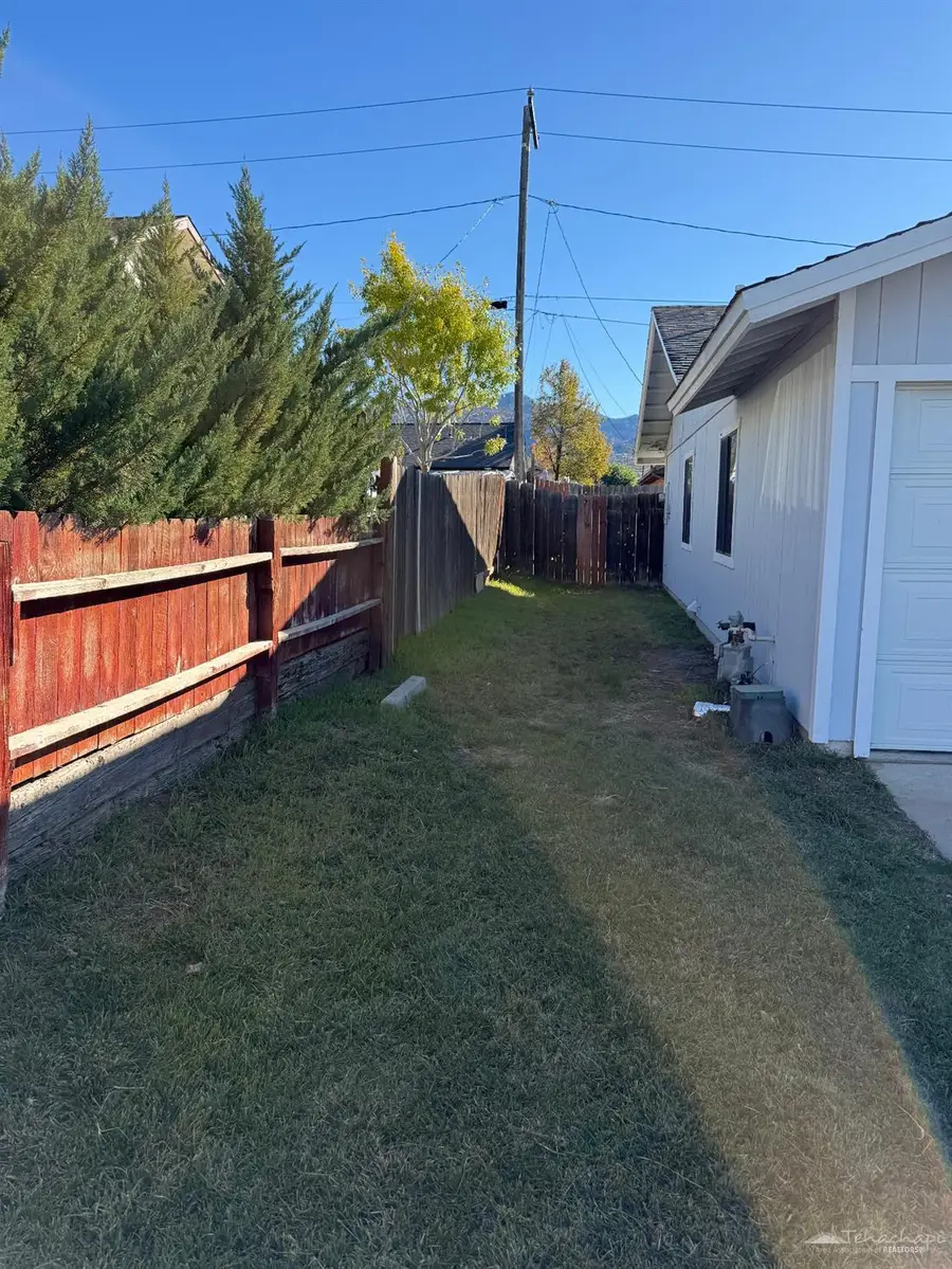 20408 Palo Verde Court, Tehachapi, CA 93561 - Image #2