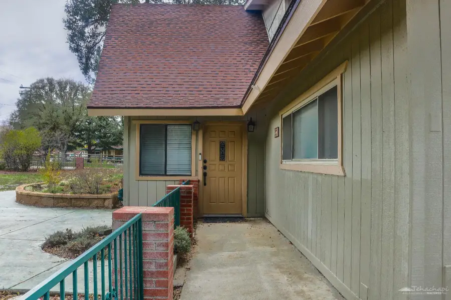 22711 Jerry Drive, Tehachapi, CA 93561 - Image #3