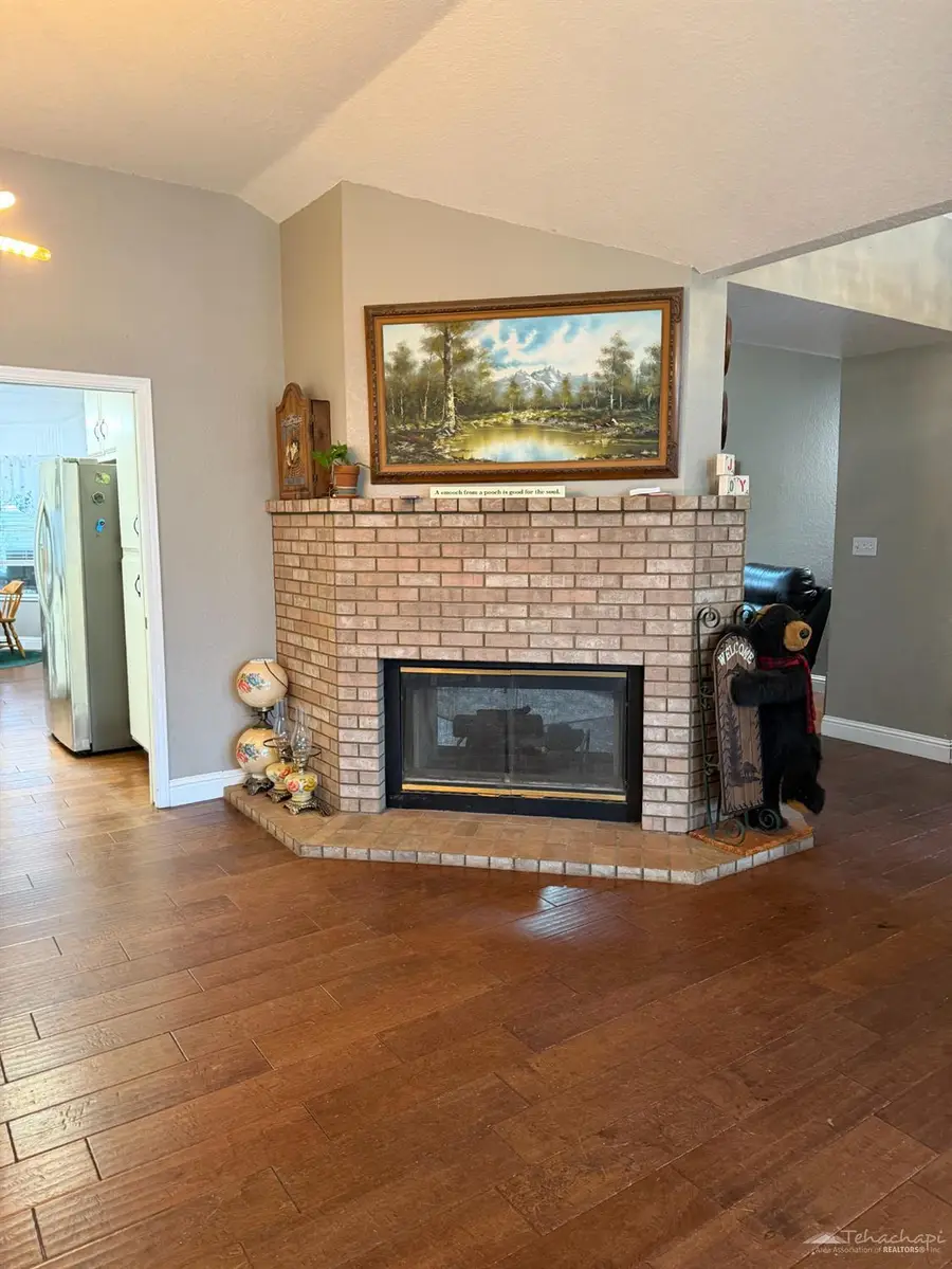 9309 Foxglen Court, Bakersfield, CA 93312 - Image #3