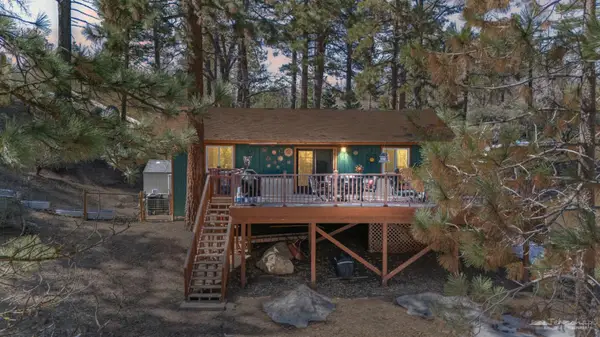 26181 Paramount Dr, Tehachapi, CA 93561