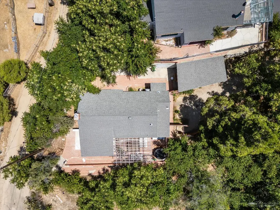 43708 Log Cabin Trails, Lake Hughes, CA 93532 - Image #3