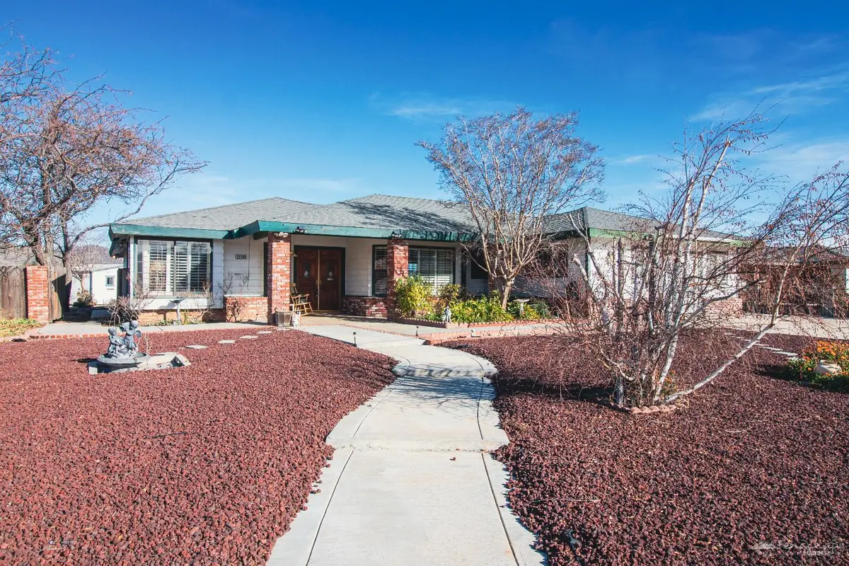 22108 Gold Street, Tehachapi, CA 93561 - Image #1