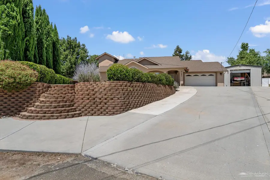 21831 Brook Drive, Tehachapi, CA 93561 - Image #3