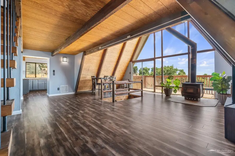 26120 Deertrail Drive, Tehachapi, CA 93561 - Image #2