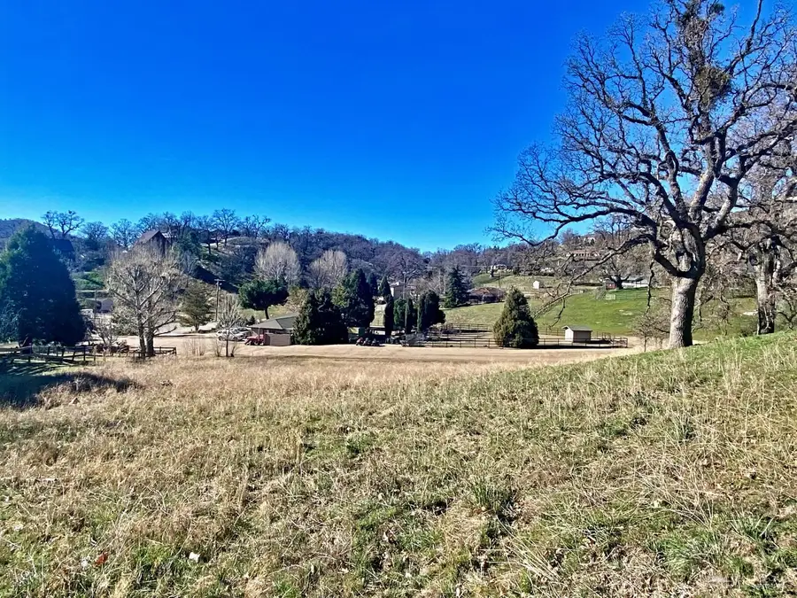 29201 Crocker Court, Tehachapi, CA 93561 - Image #3