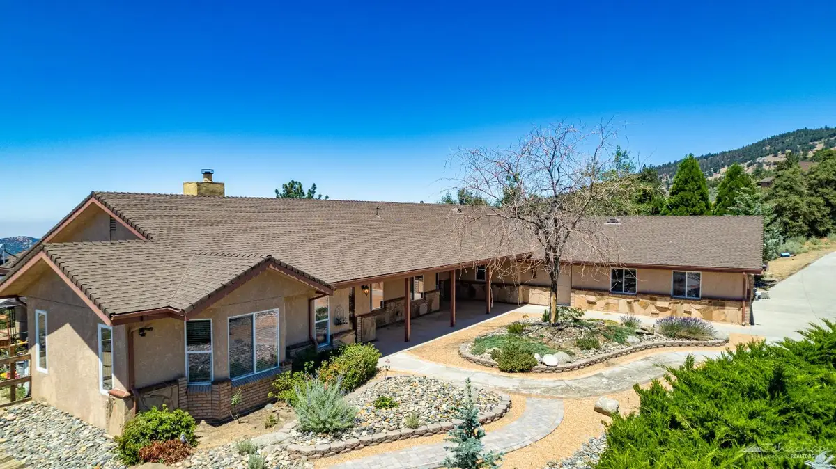 25380 Paramount Drive, Tehachapi, CA 93561 - #1