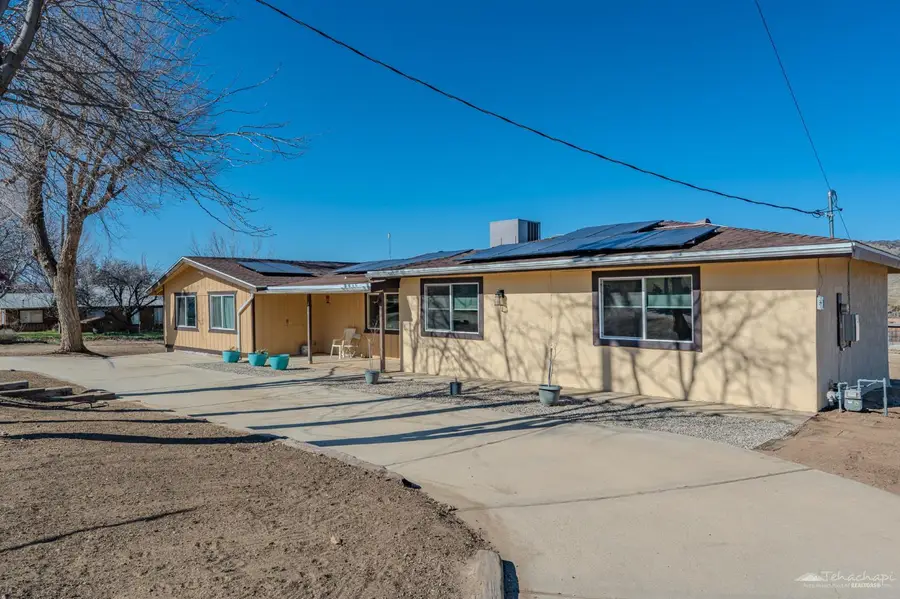 22361 Wyworry Lane, Tehachapi, CA 93561 - Image #2
