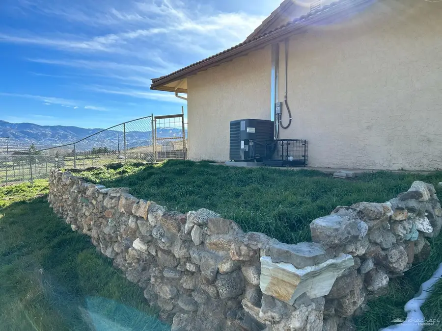 20398 Mountain View Drive, Tehachapi, CA  - #3