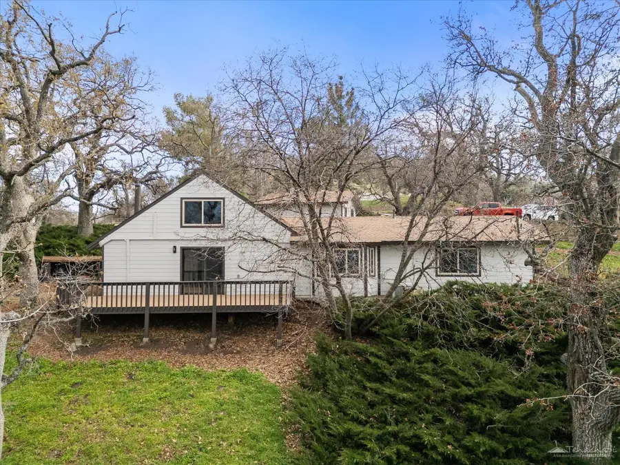 24151 Woodbine Court, Tehachapi, CA 93561 - #3