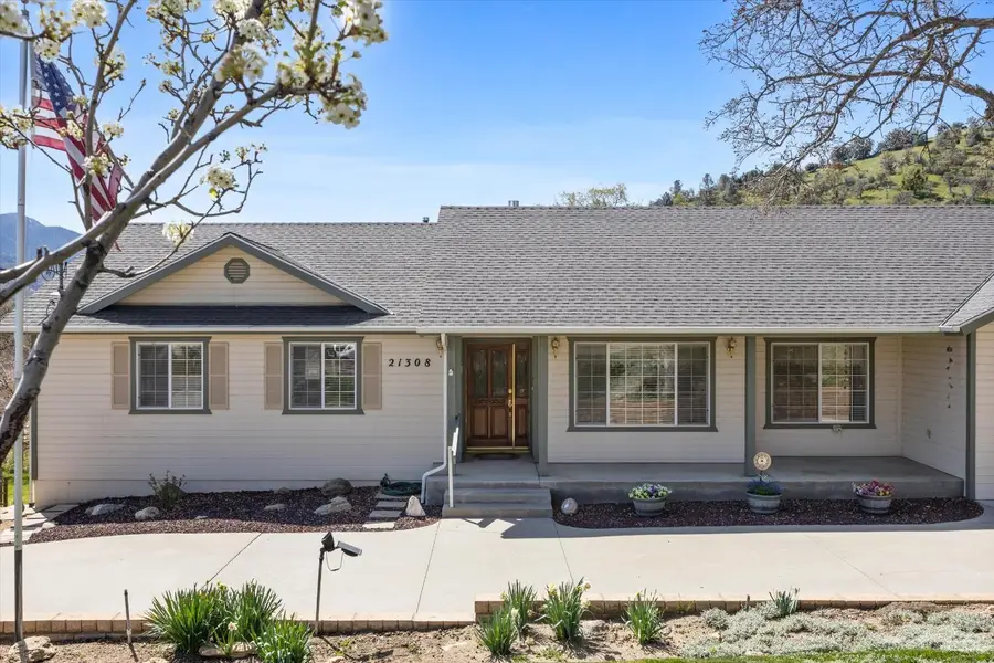 21308 Prospect Avenue, Tehachapi, CA 93561 - #2