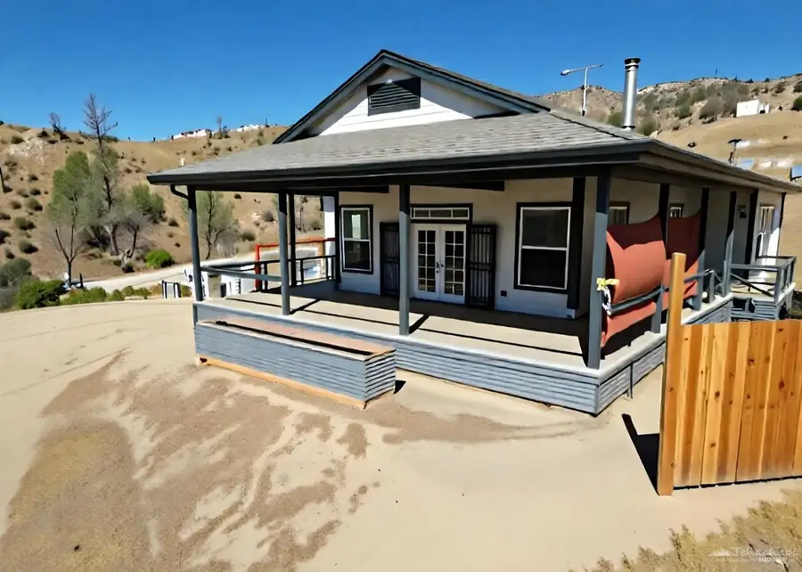 1401 Michael Road, Caliente, CA 93518 - #2