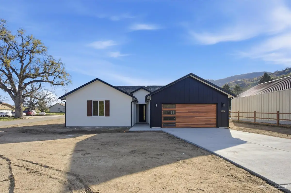 17750 Arlington Place, Tehachapi, CA 93561 - #1