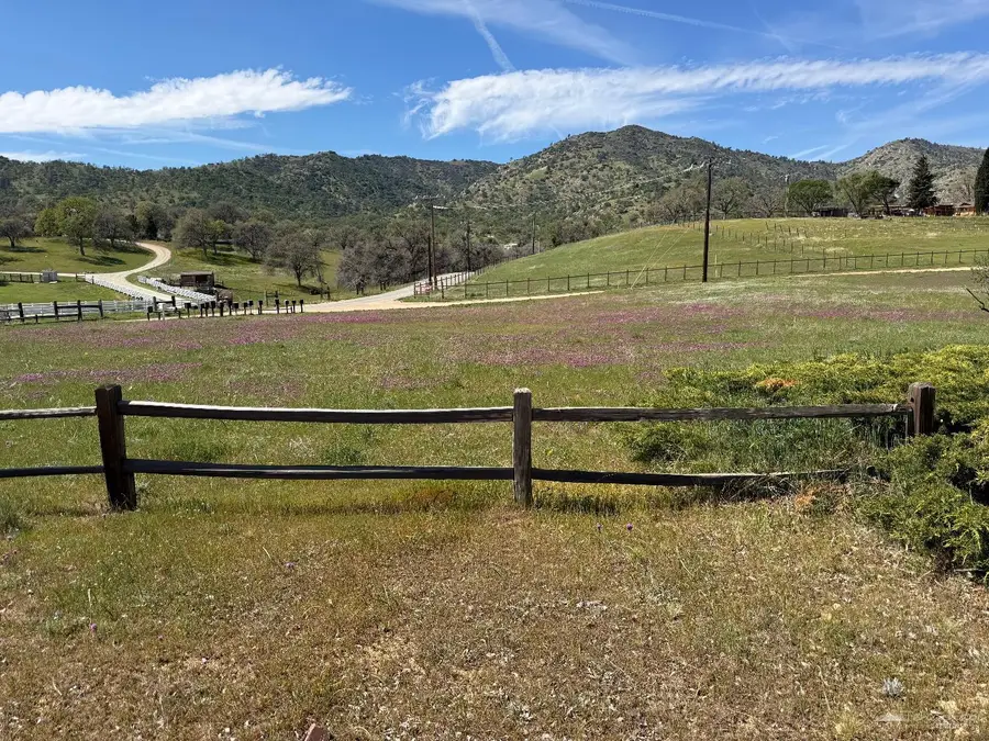 21258 Jeffery Road, Tehachapi, CA 93561 - #2