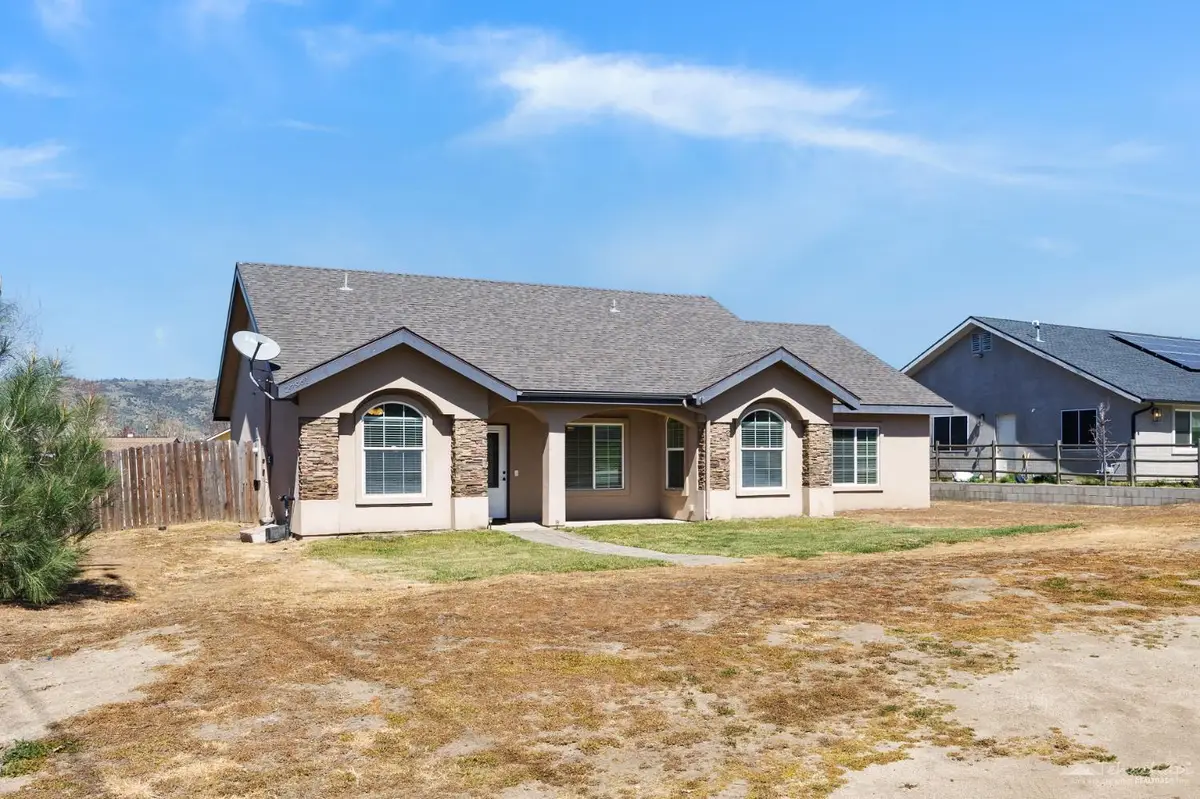 27961 Stallion Springs Drive, Tehachapi, CA 93561 - #1