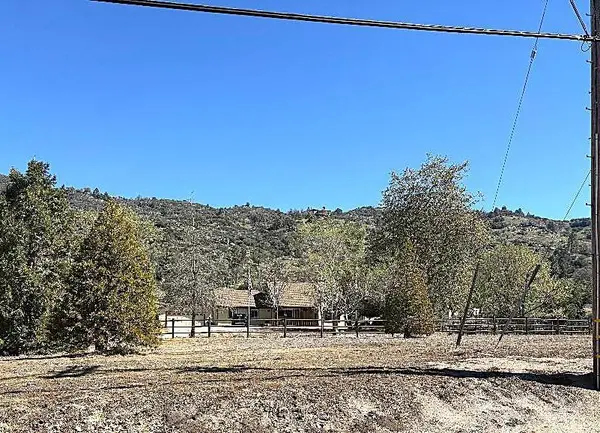 26961 Bear Valley Road, Tehachapi, CA 93561