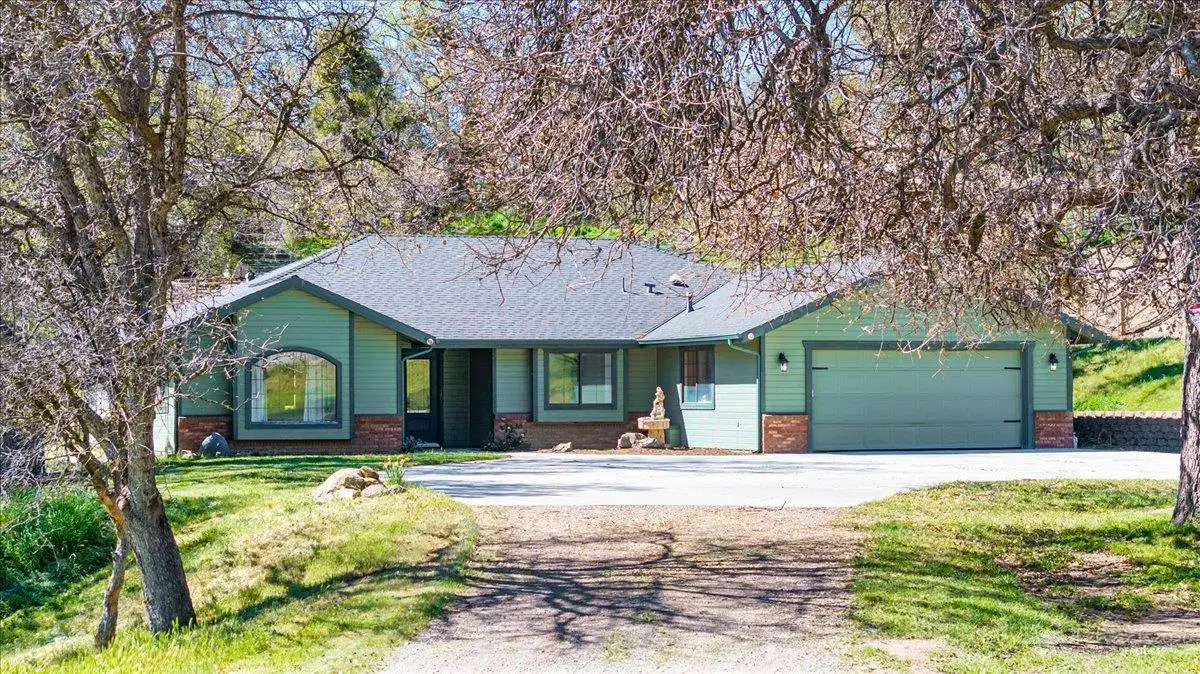 26000 Bear Valley Road, Tehachapi, CA 93561 - #1