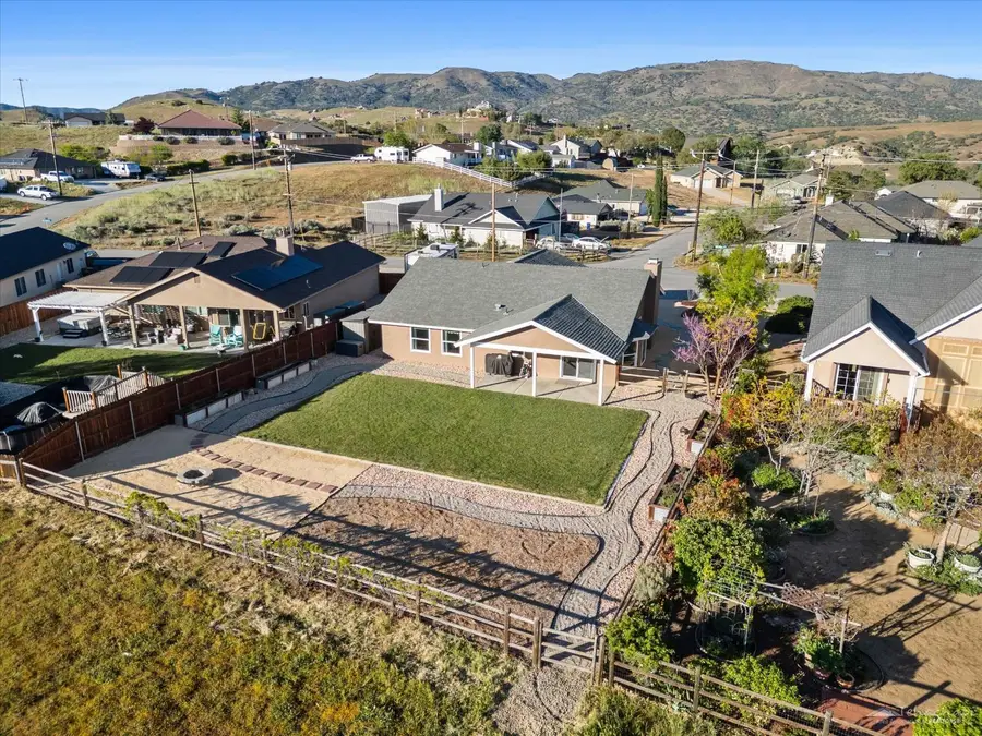 20005 Bald Mountain Drive, Tehachapi, CA 93561 - #3