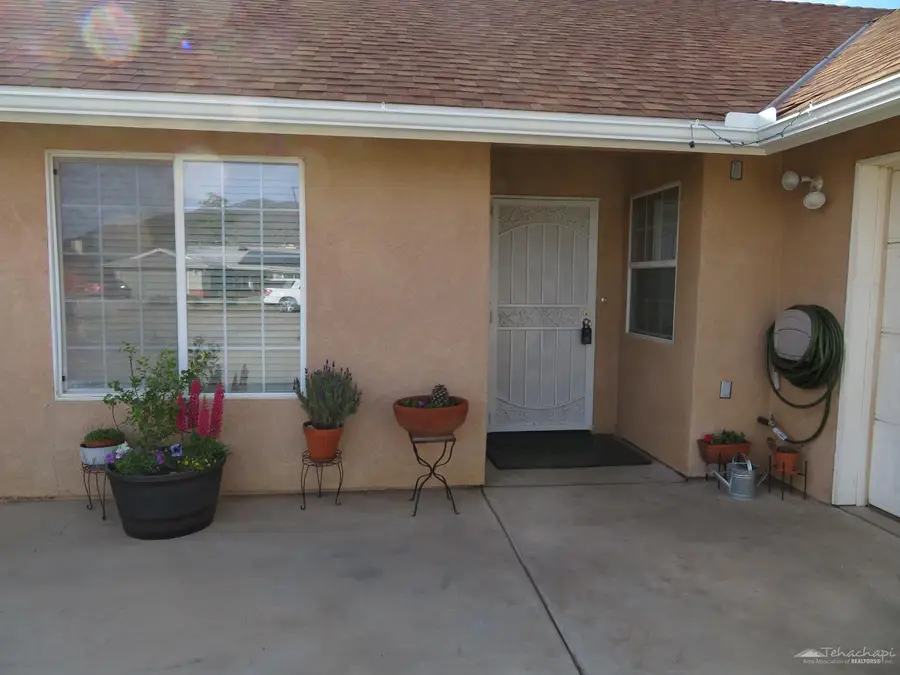 21730 Ripple Lane, Tehachapi, CA 93561 - #2
