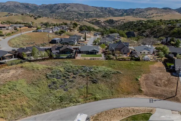 22712 Debbie Place, Tehachapi, CA 93561