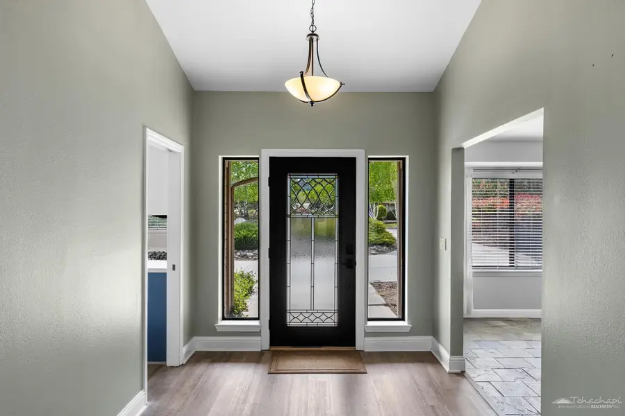 23891 Shoreline Court, Tehachapi, CA 93561 - #2