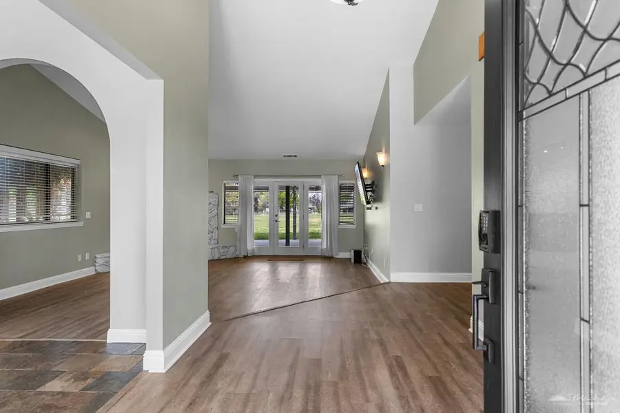 23891 Shoreline Court, Tehachapi, CA 93561 - #3