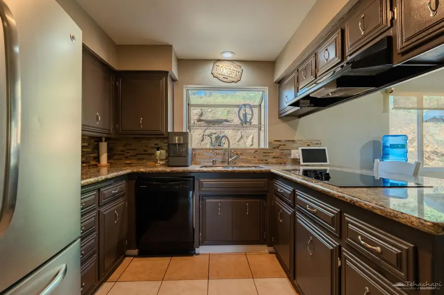 20381 Old Town Road, Tehachapi, CA 93561 - #3