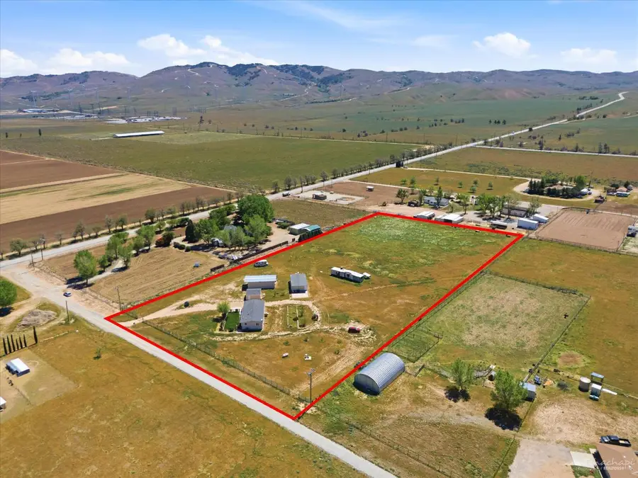 15146 Wade Street, Tehachapi, CA 93561 - #3