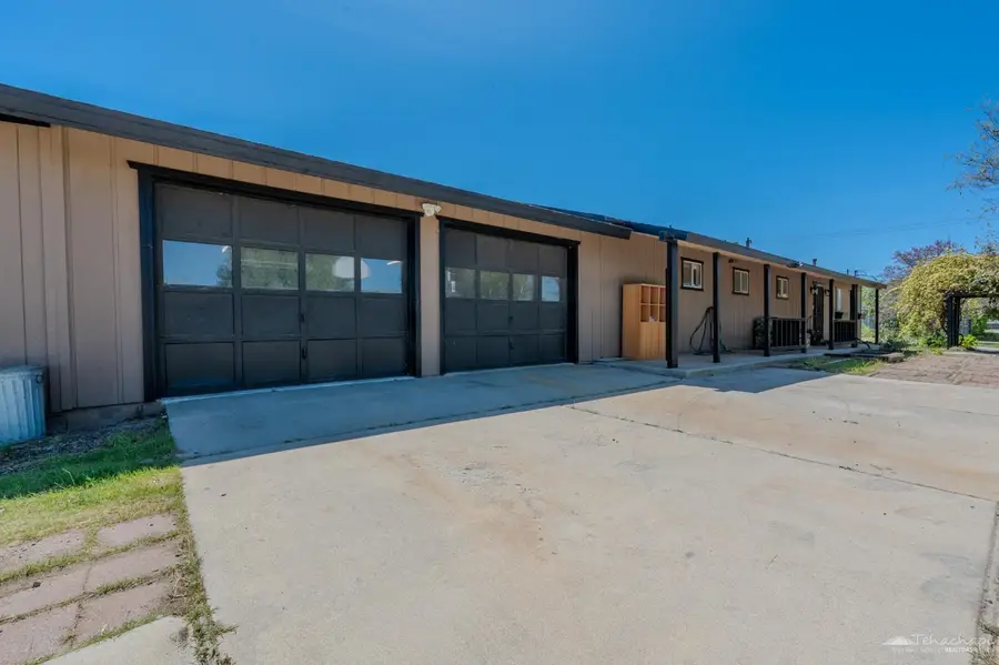 19670 Easy Street, Tehachapi, CA 93561 - #2