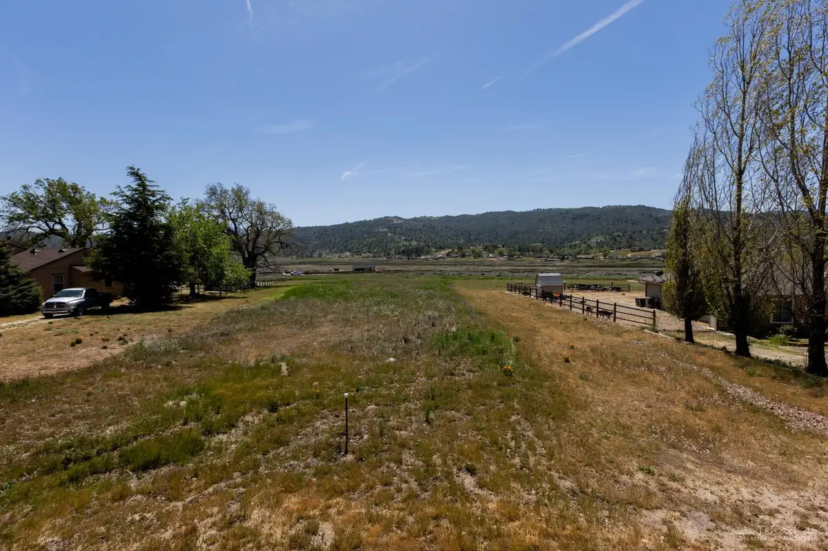 28130 Black Gold Way, Tehachapi, CA 93561 - #1