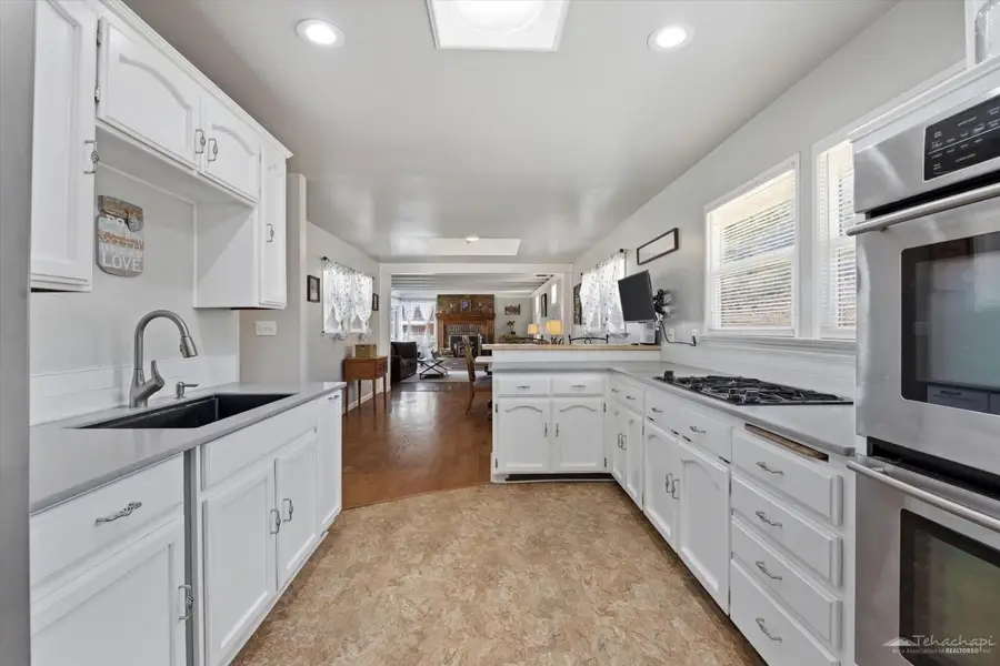 24763 Sand Canyon Road, Tehachapi, CA 93561 - #3