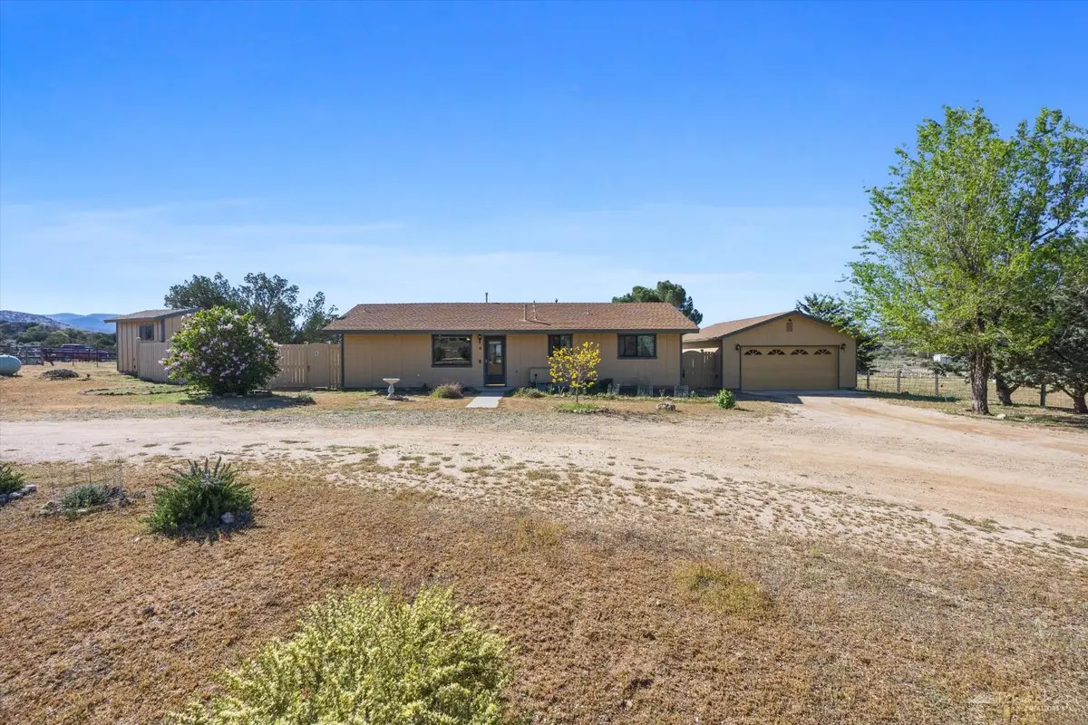 11600 Bonanza Drive, Tehachapi, CA 93561 - #1
