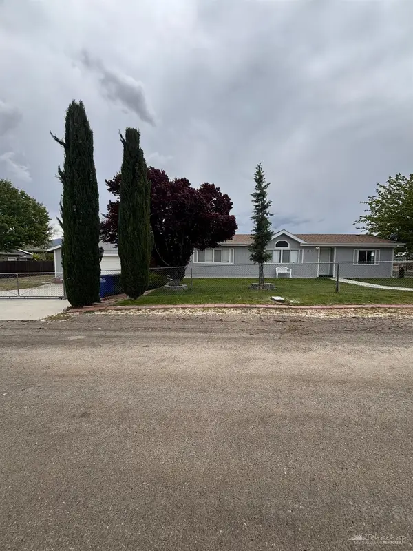 19512 Rose Avenue, Tehachapi, CA 93561