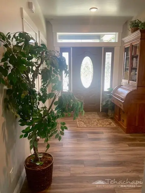 24320 Pueblo Court, Tehachapi, CA 93561 - #2