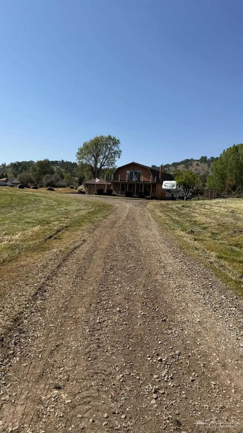29851 N Lower Valley Road, Tehachapi, CA 93561 - #1