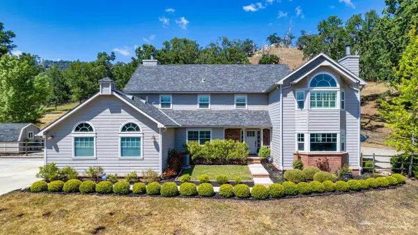 24530 Willow Pass Drive, Tehachapi, CA 93561