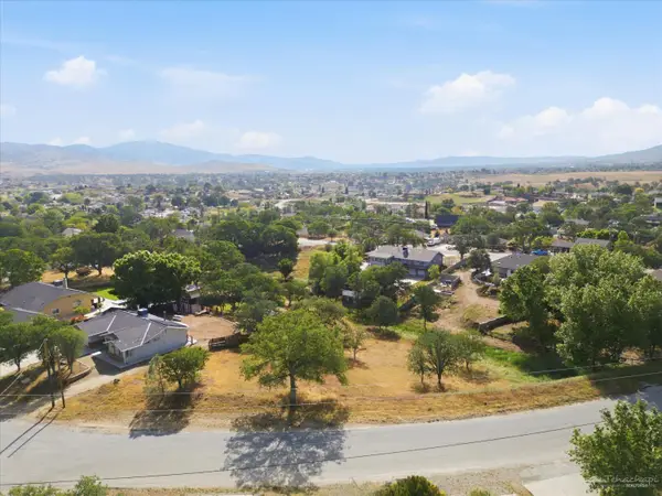 21316 Palomino Street, Tehachapi, CA 93561