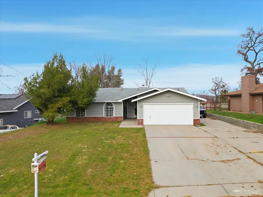 28151 Preakness Drive, Tehachapi, CA 93561 - #2