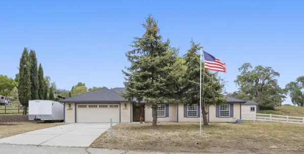 30101 Greenwater Drive, Tehachapi, CA 93561