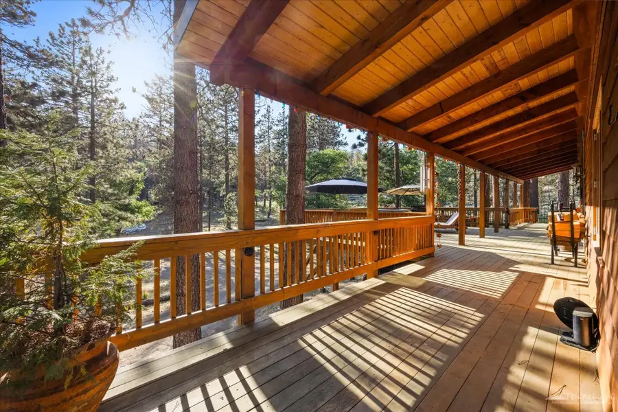 25601 Paramount Drive, Tehachapi, CA 93561 - #2