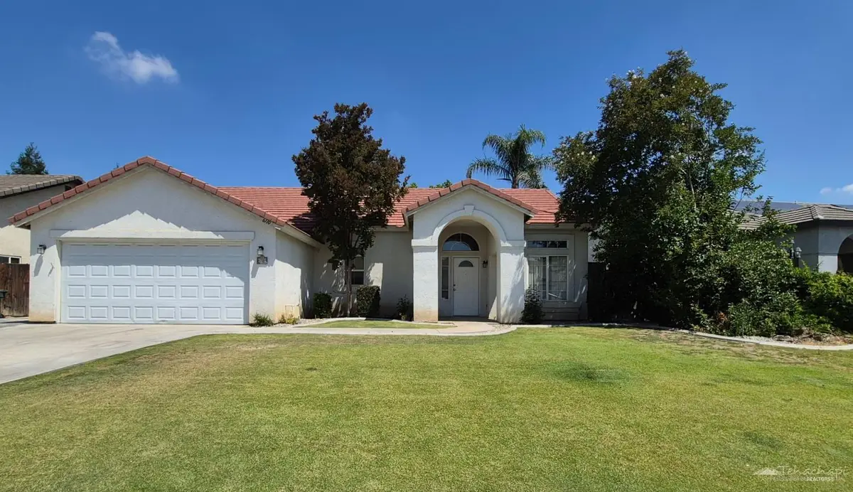 6710 Leaf Valley Drive, Bakersfield, CA 93313 - #1