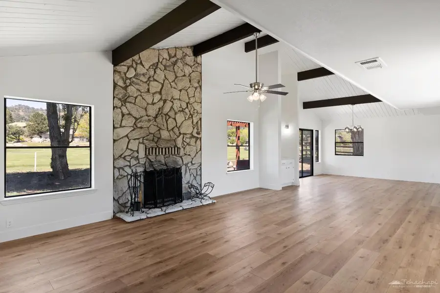 29950 Pinedale Drive, Tehachapi, CA 93561 - #2