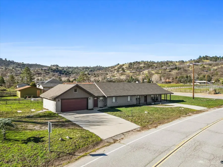 30150 Jamaica Dunes Drive, Tehachapi, CA 93561 - #3